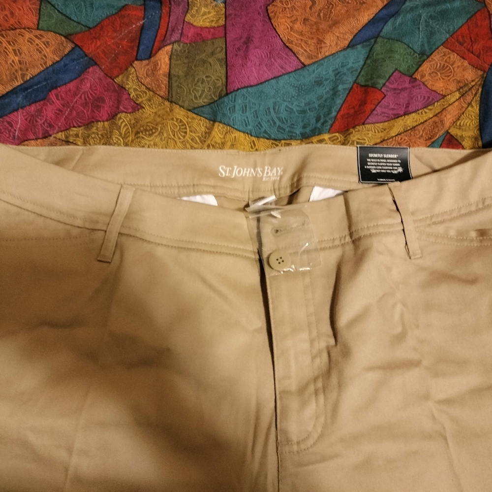 St Johns Bay BISCOTTI CAPRIS - Picture 8 of 10